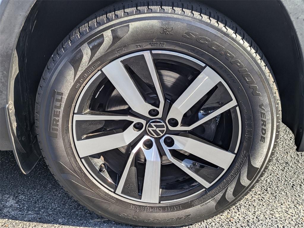 used 2021 Volkswagen Atlas car, priced at $18,331