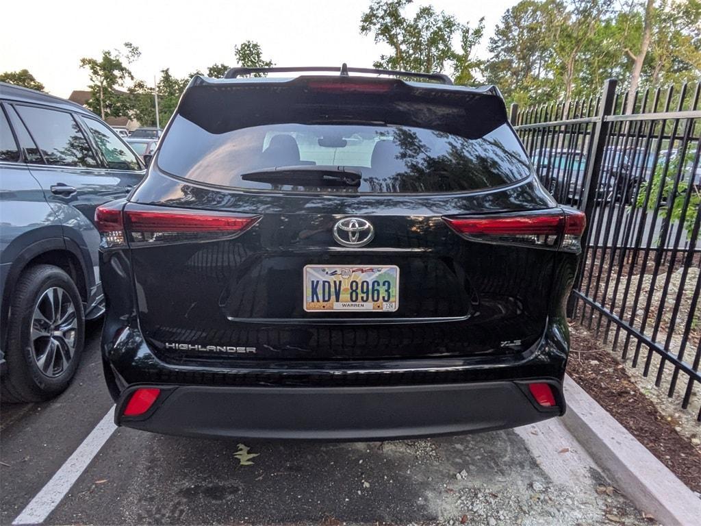 used 2023 Toyota Highlander car, priced at $41,731
