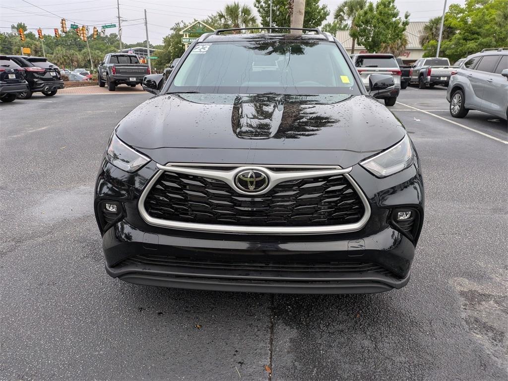 used 2023 Toyota Highlander car, priced at $42,531