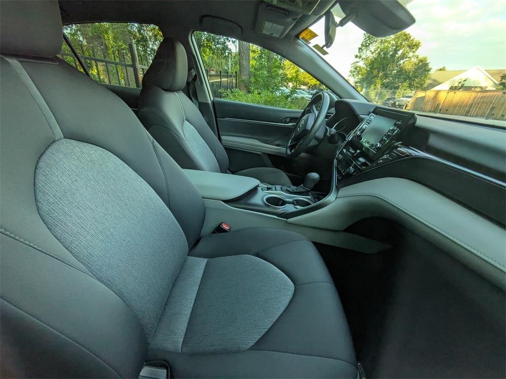 used 2021 Toyota Camry Hybrid car, priced at $25,531