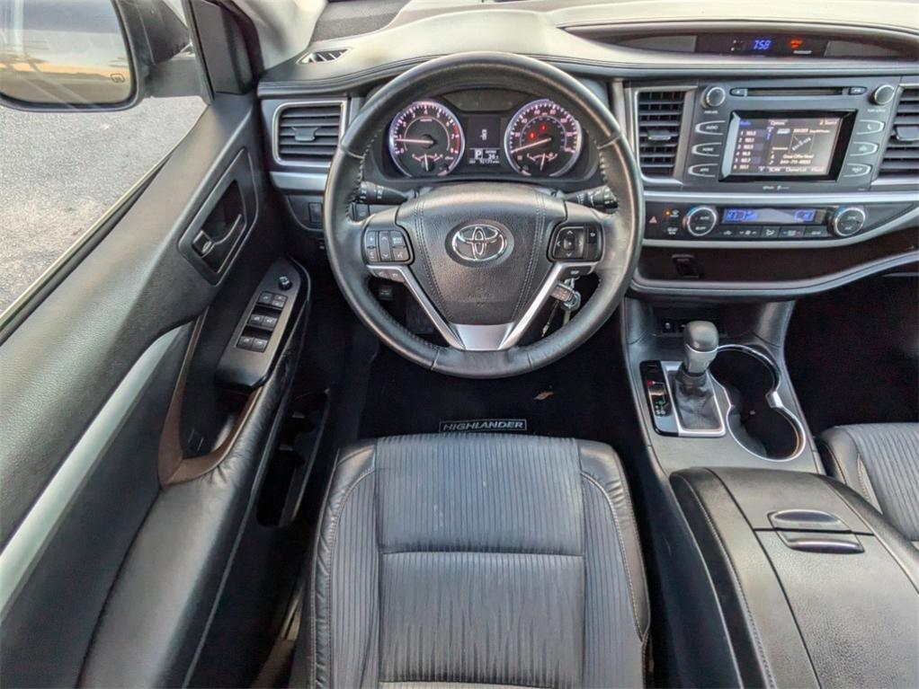 used 2015 Toyota Highlander car, priced at $18,931