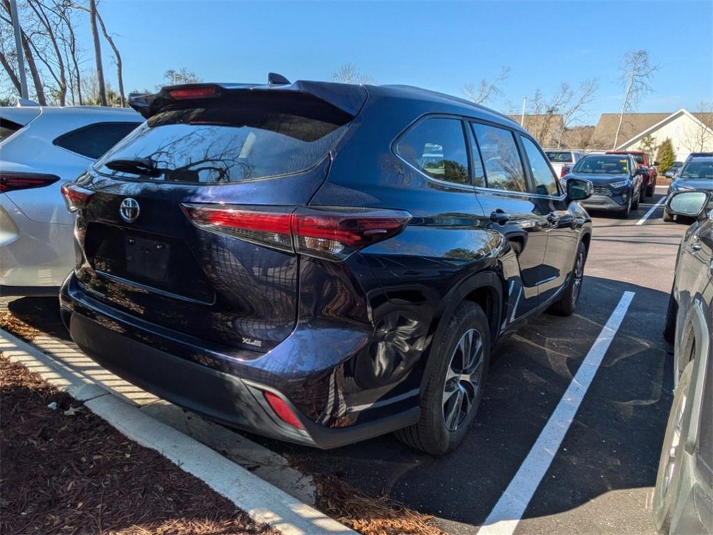 used 2024 Toyota Highlander car, priced at $45,531