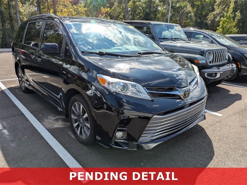 used 2020 Toyota Sienna car, priced at $32,031