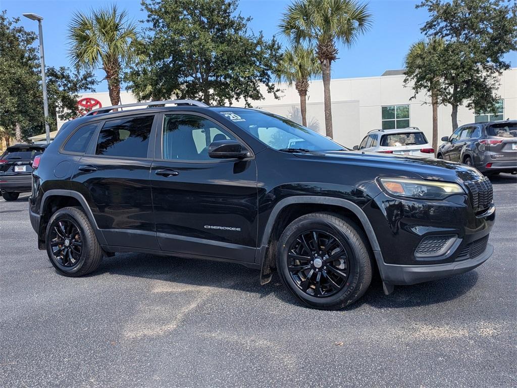 used 2020 Jeep Cherokee car, priced at $15,291