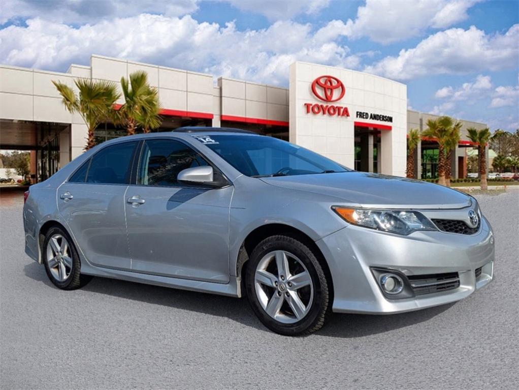 used 2014 Toyota Camry car, priced at $12,131