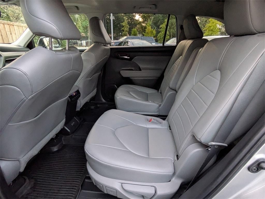 used 2023 Toyota Highlander car, priced at $36,031