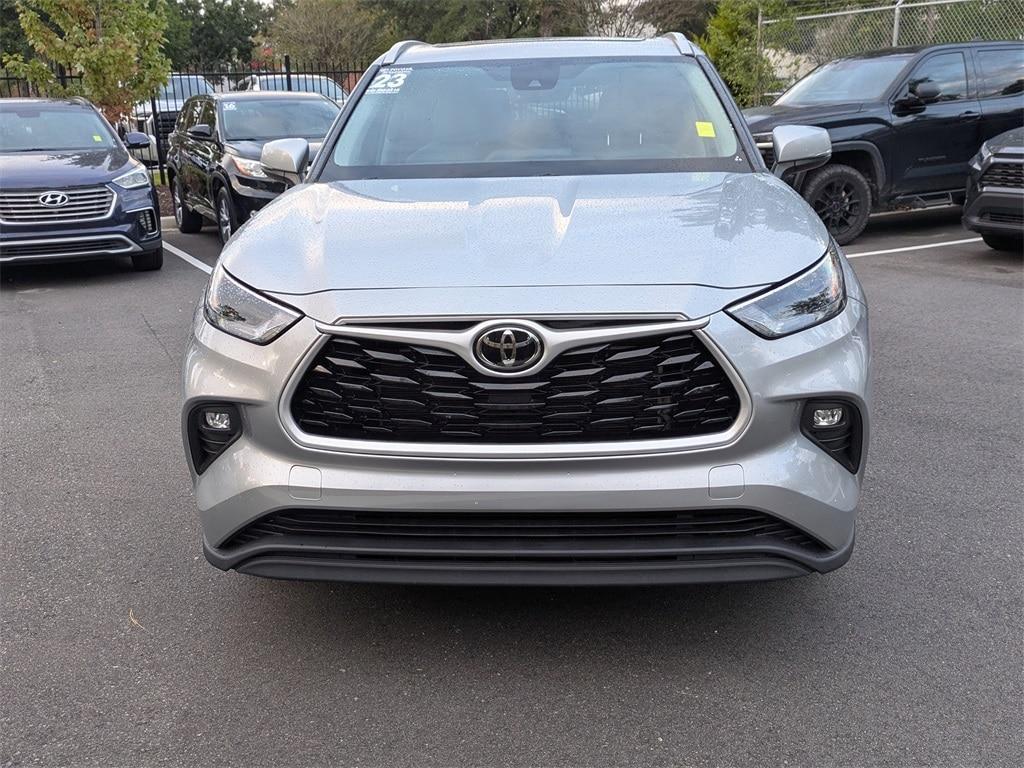used 2023 Toyota Highlander car, priced at $36,531