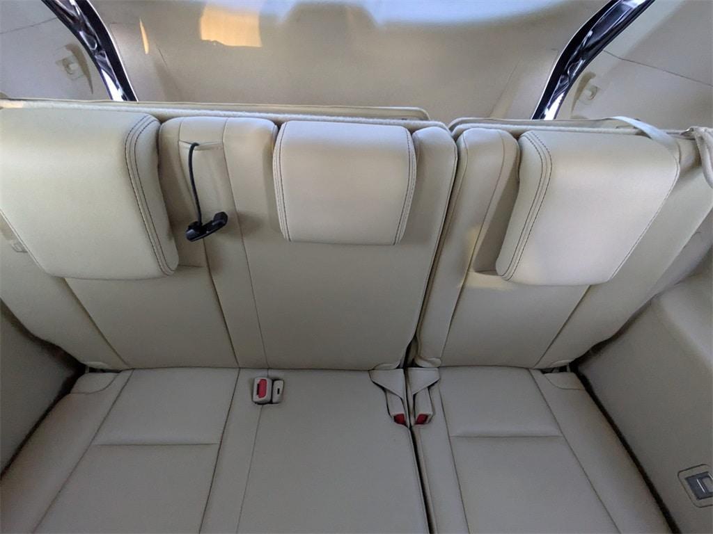 used 2015 Toyota Highlander car, priced at $15,831