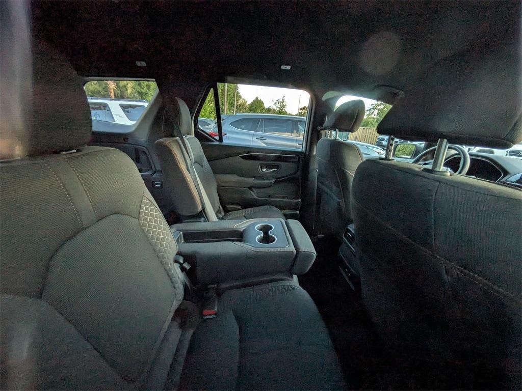 used 2023 Honda Pilot car, priced at $35,331