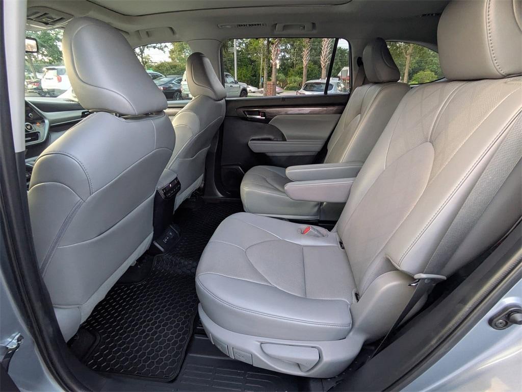 used 2023 Toyota Highlander car, priced at $45,031