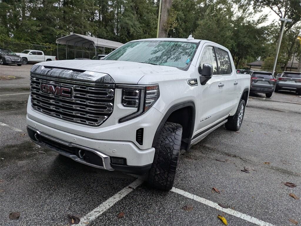 used 2022 GMC Sierra 1500 car, priced at $47,531