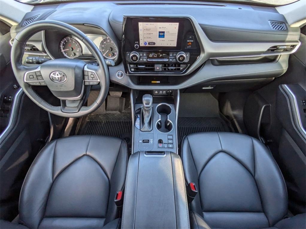 used 2024 Toyota Highlander car, priced at $43,031