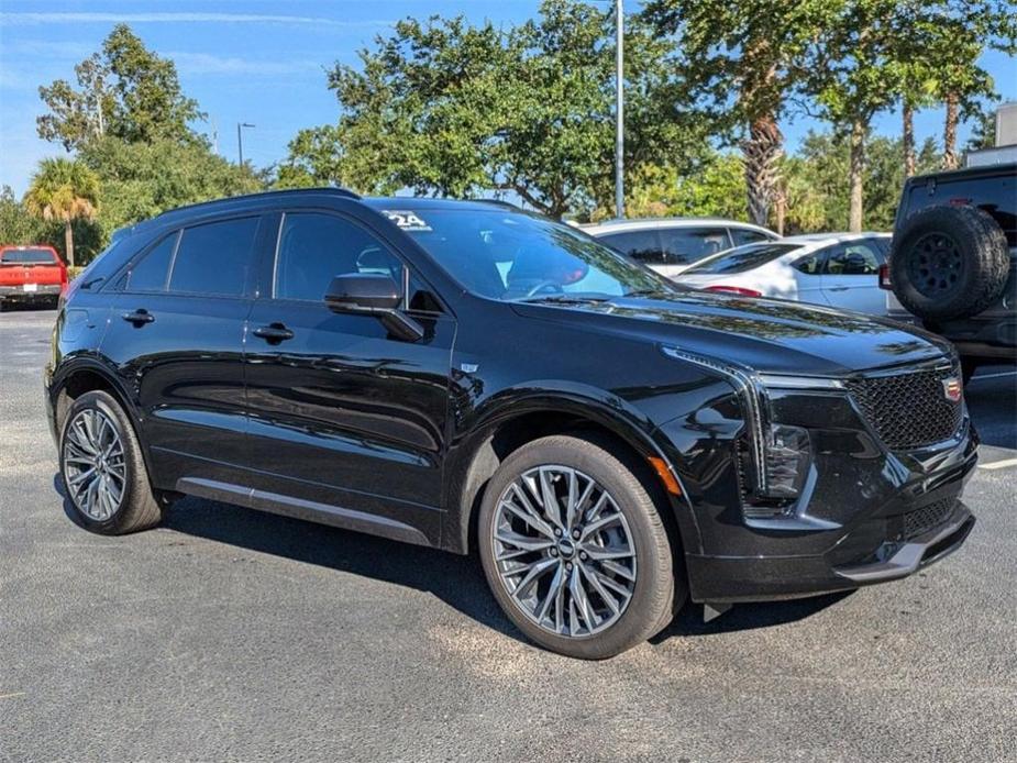 used 2024 Cadillac XT4 car, priced at $41,031