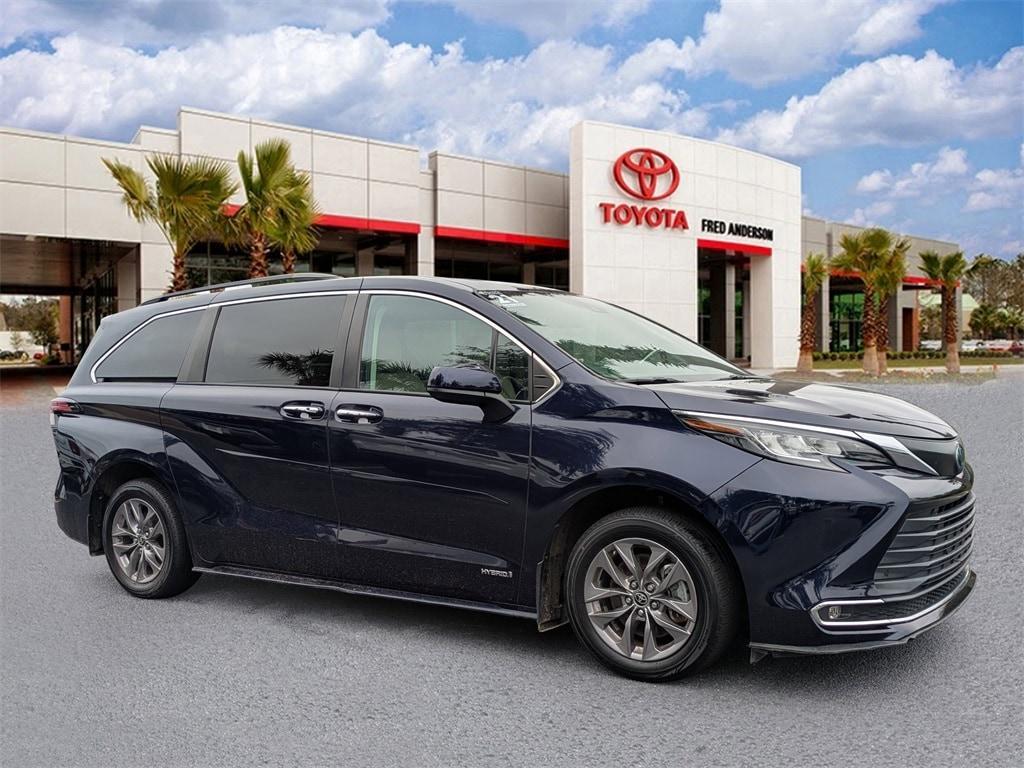 used 2021 Toyota Sienna car, priced at $32,531