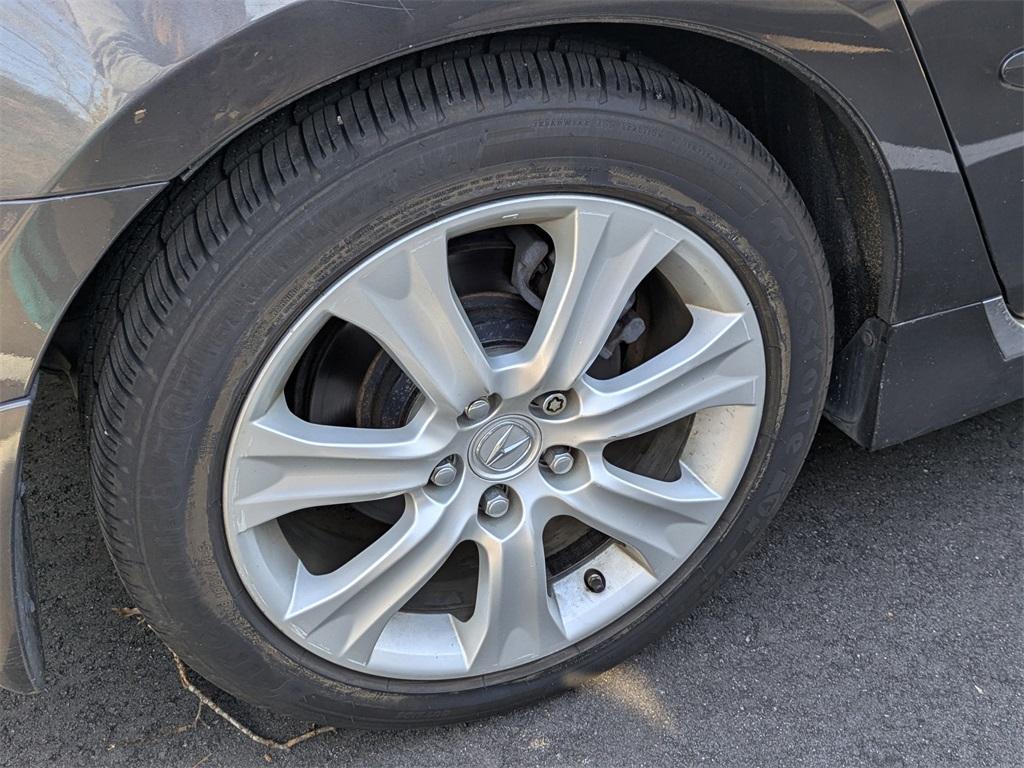 used 2010 Acura RL car, priced at $8,991