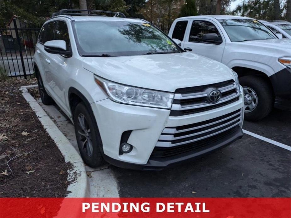 used 2017 Toyota Highlander car, priced at $17,531