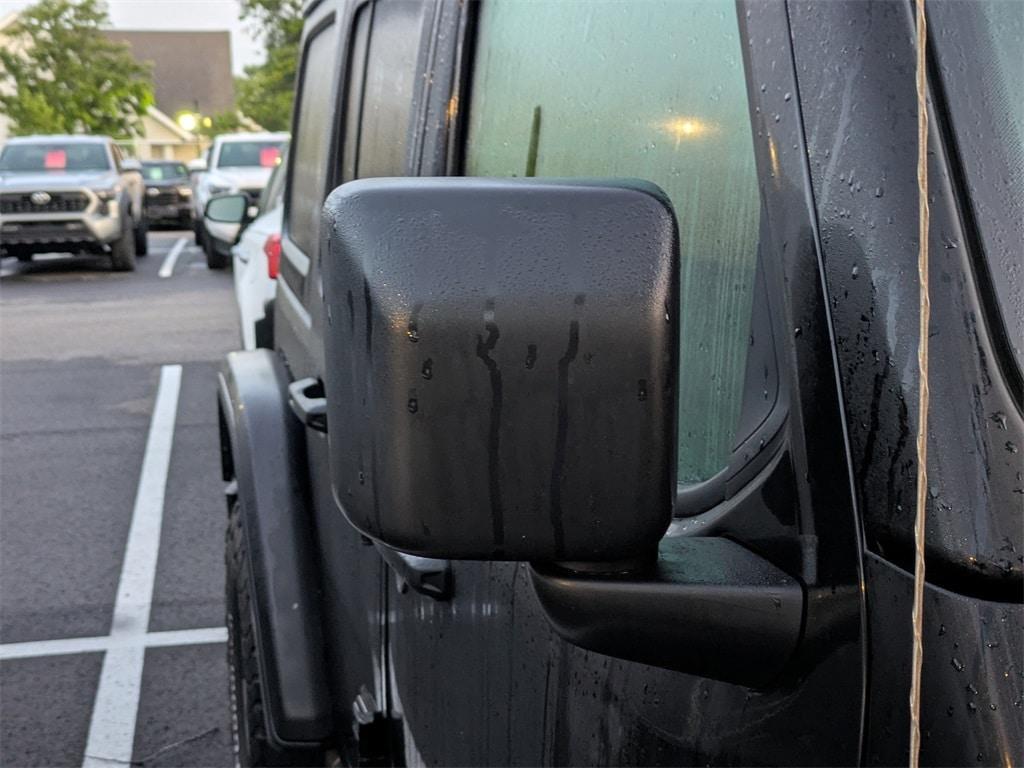 used 2018 Jeep Wrangler Unlimited car, priced at $33,931