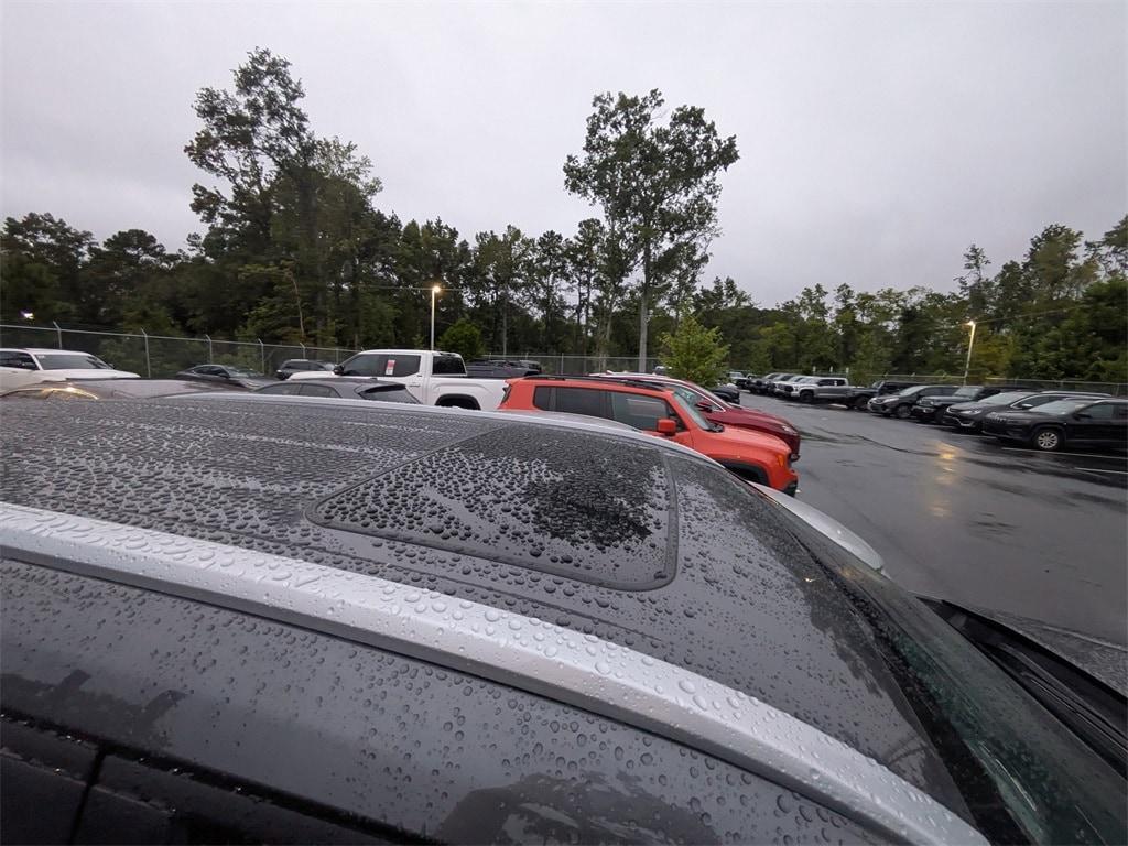 used 2023 Toyota Highlander car, priced at $39,431