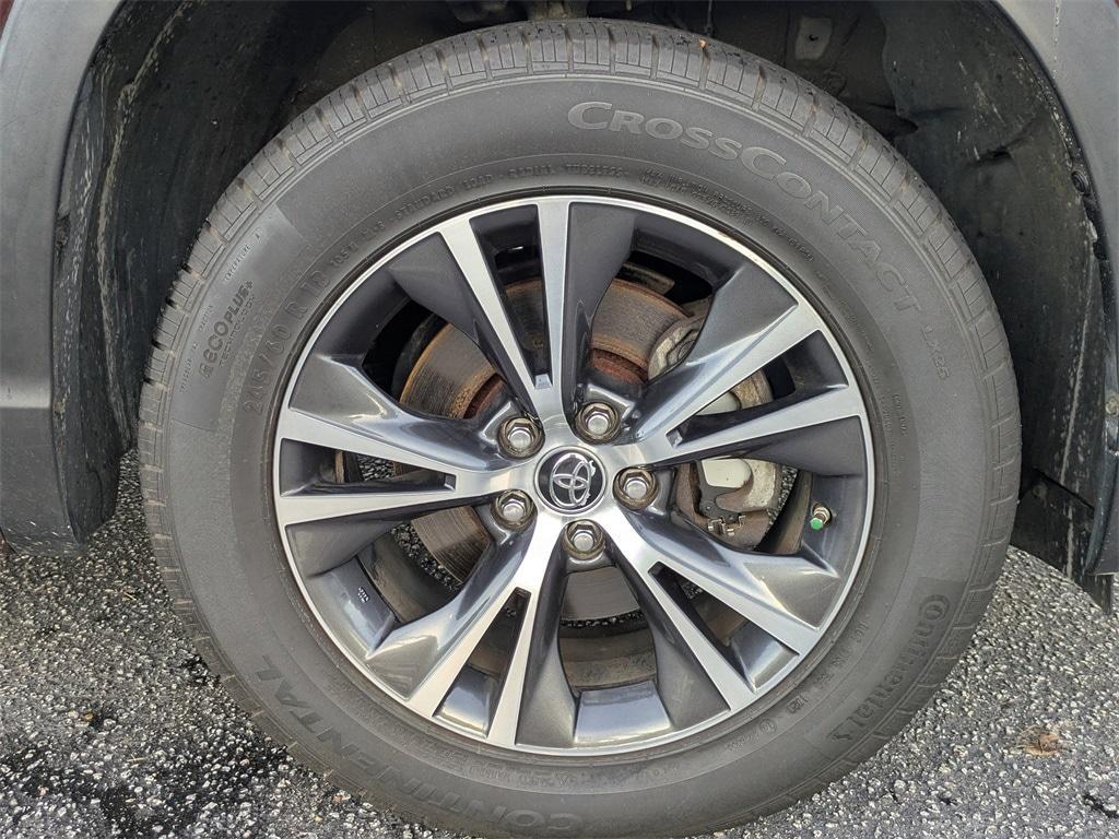 used 2016 Toyota Highlander car, priced at $21,531