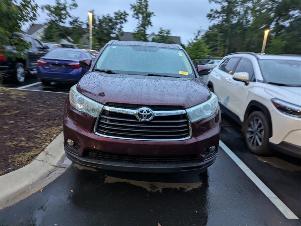 used 2016 Toyota Highlander car, priced at $20,531