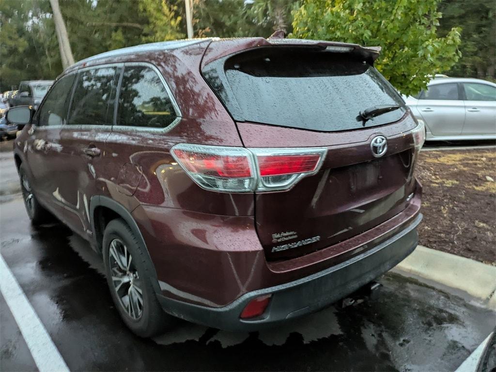 used 2016 Toyota Highlander car, priced at $20,531