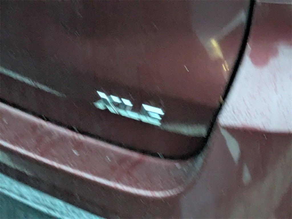 used 2016 Toyota Highlander car, priced at $20,531