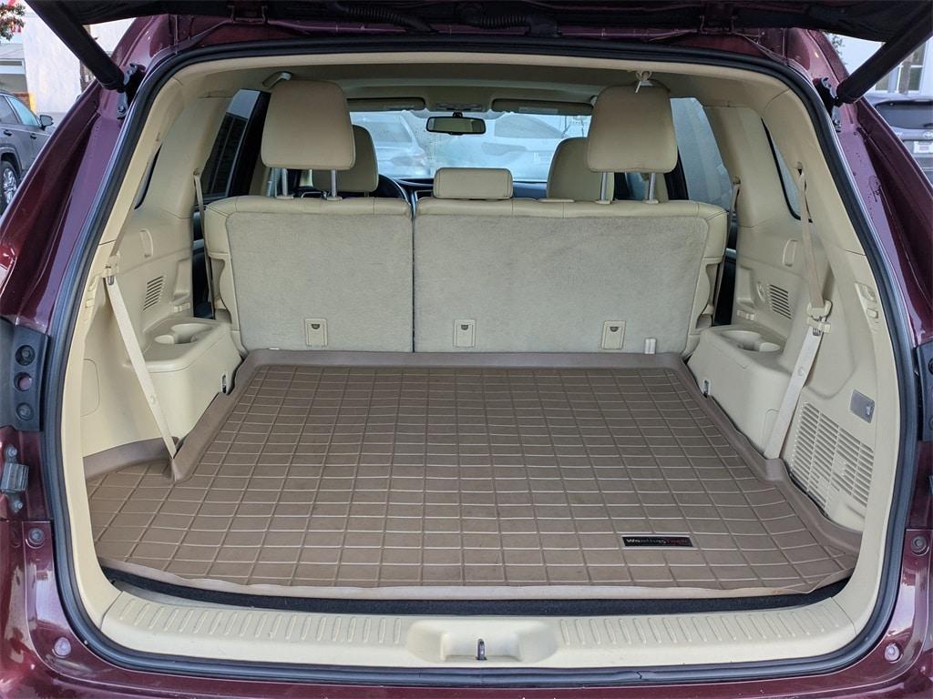 used 2016 Toyota Highlander car, priced at $21,531