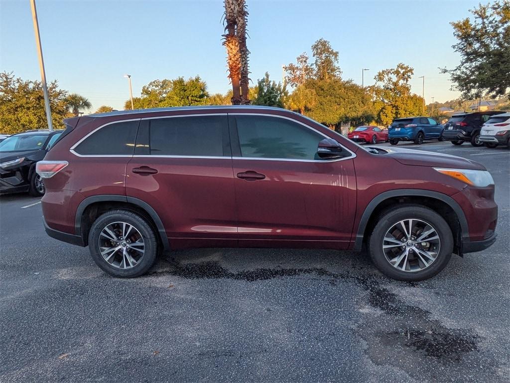 used 2016 Toyota Highlander car, priced at $21,531