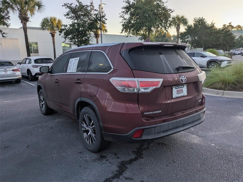 used 2016 Toyota Highlander car, priced at $21,531