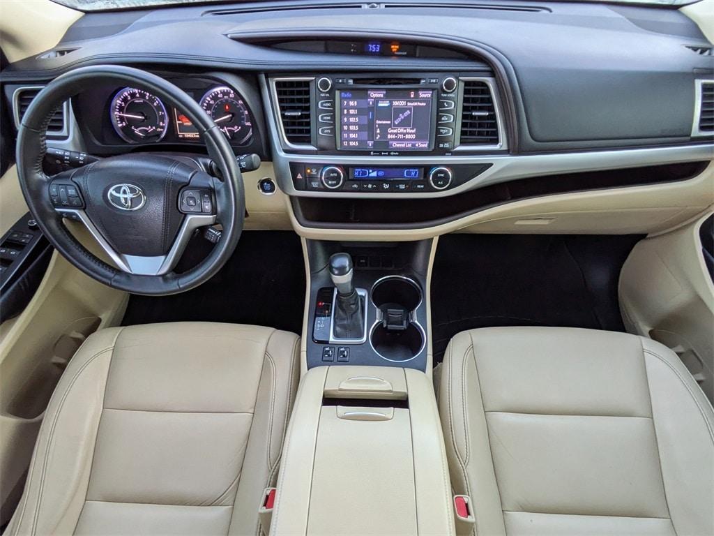 used 2016 Toyota Highlander car, priced at $21,531