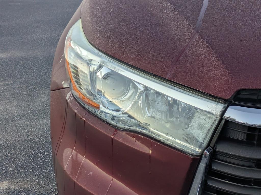 used 2016 Toyota Highlander car, priced at $21,531