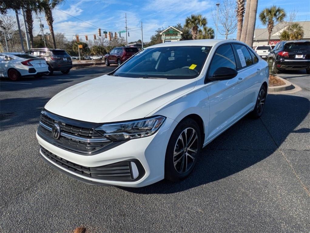 used 2024 Volkswagen Jetta car, priced at $21,131