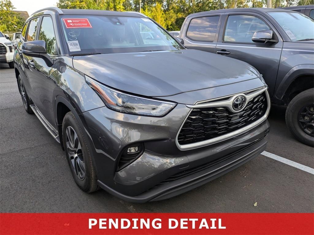 used 2024 Toyota Highlander car, priced at $44,531