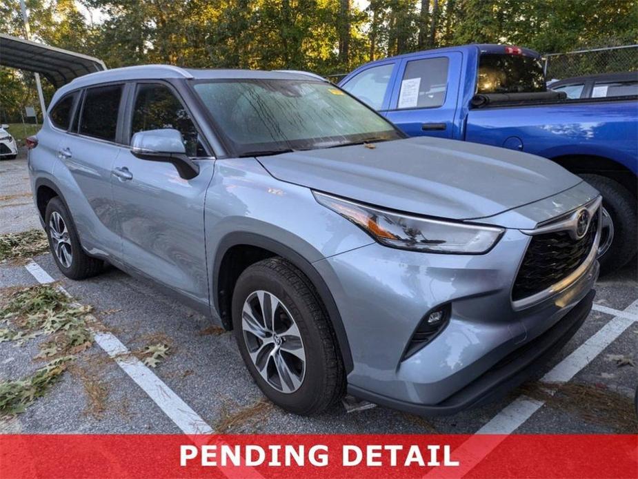 used 2023 Toyota Highlander car, priced at $40,331