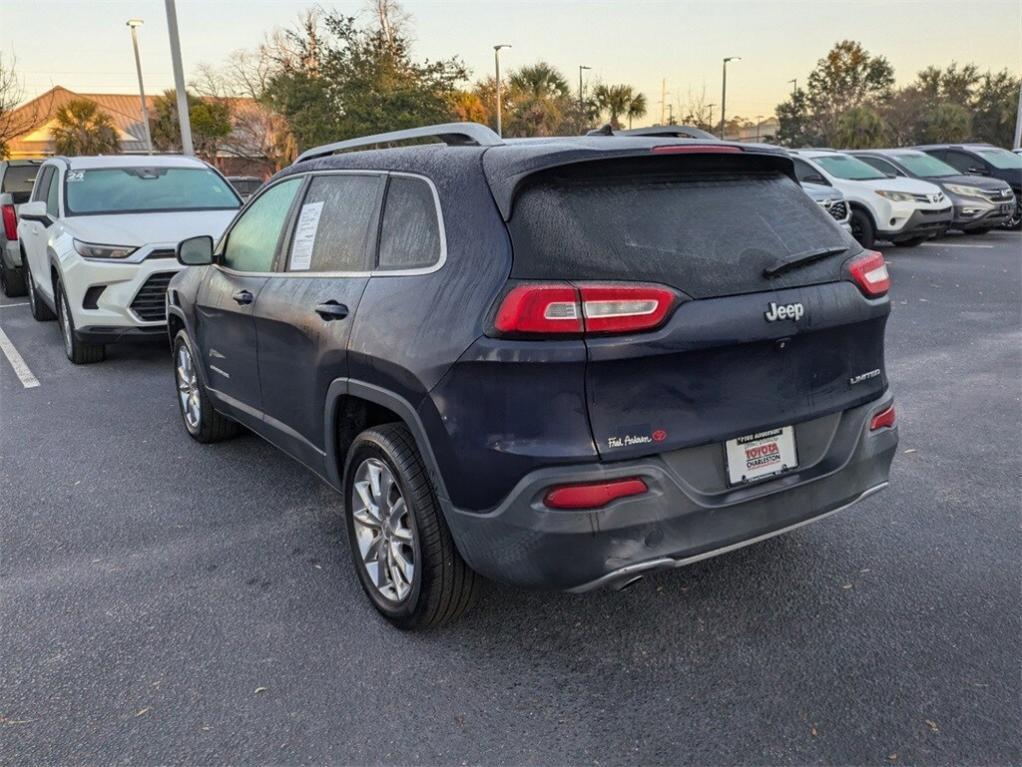 used 2014 Jeep Cherokee car, priced at $12,531