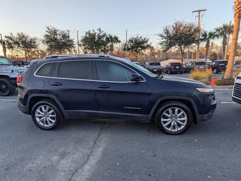 used 2014 Jeep Cherokee car, priced at $12,531