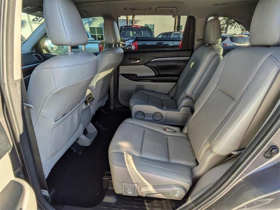 used 2018 Toyota Highlander car, priced at $26,031