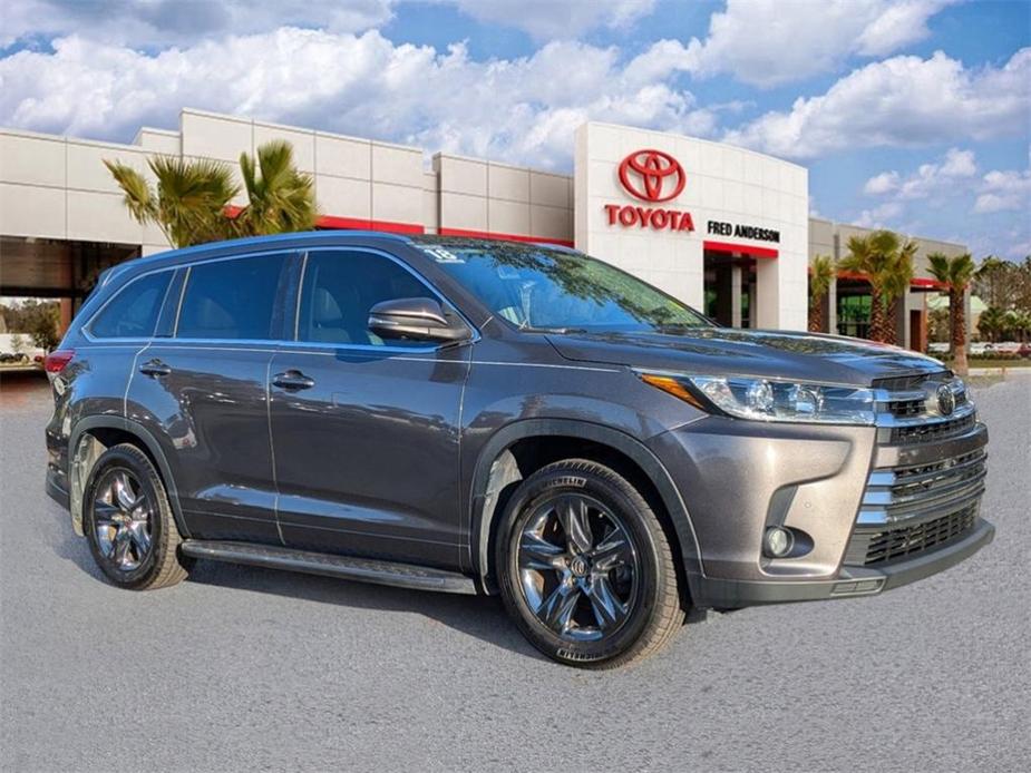 used 2018 Toyota Highlander car, priced at $26,031