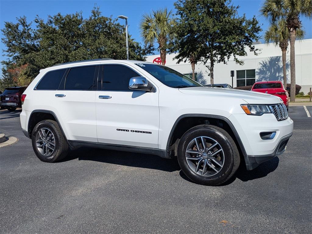 used 2018 Jeep Grand Cherokee car, priced at $15,491