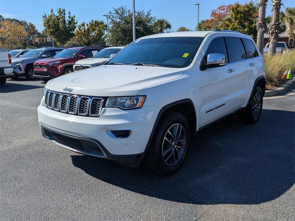used 2018 Jeep Grand Cherokee car, priced at $15,491
