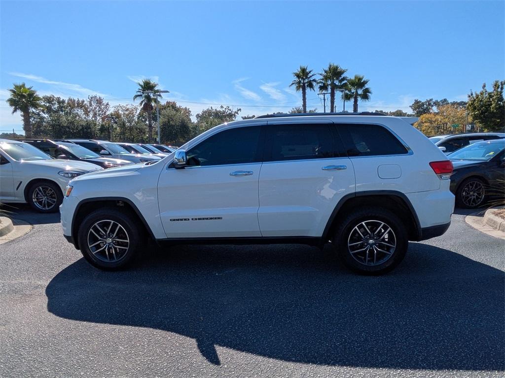 used 2018 Jeep Grand Cherokee car, priced at $15,491