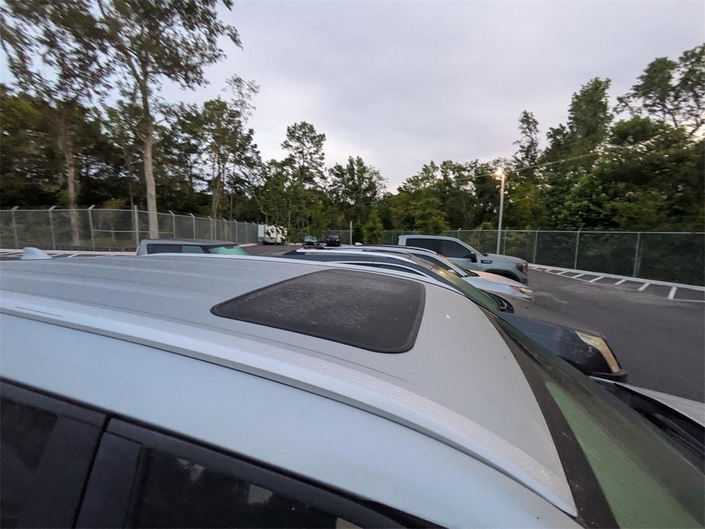 used 2023 Toyota Highlander car, priced at $38,831