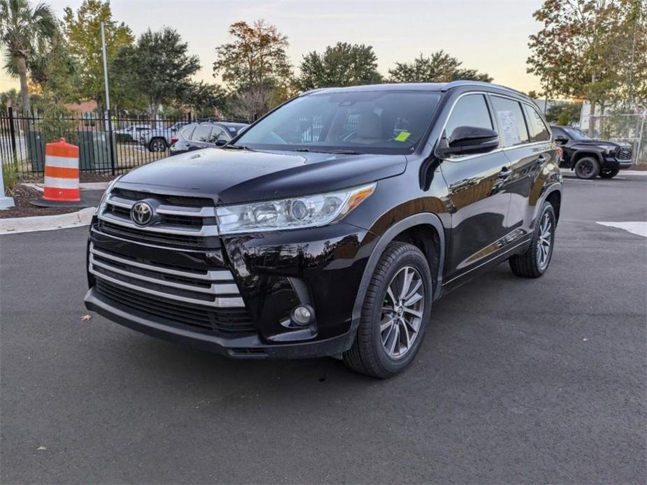 used 2017 Toyota Highlander car, priced at $18,831