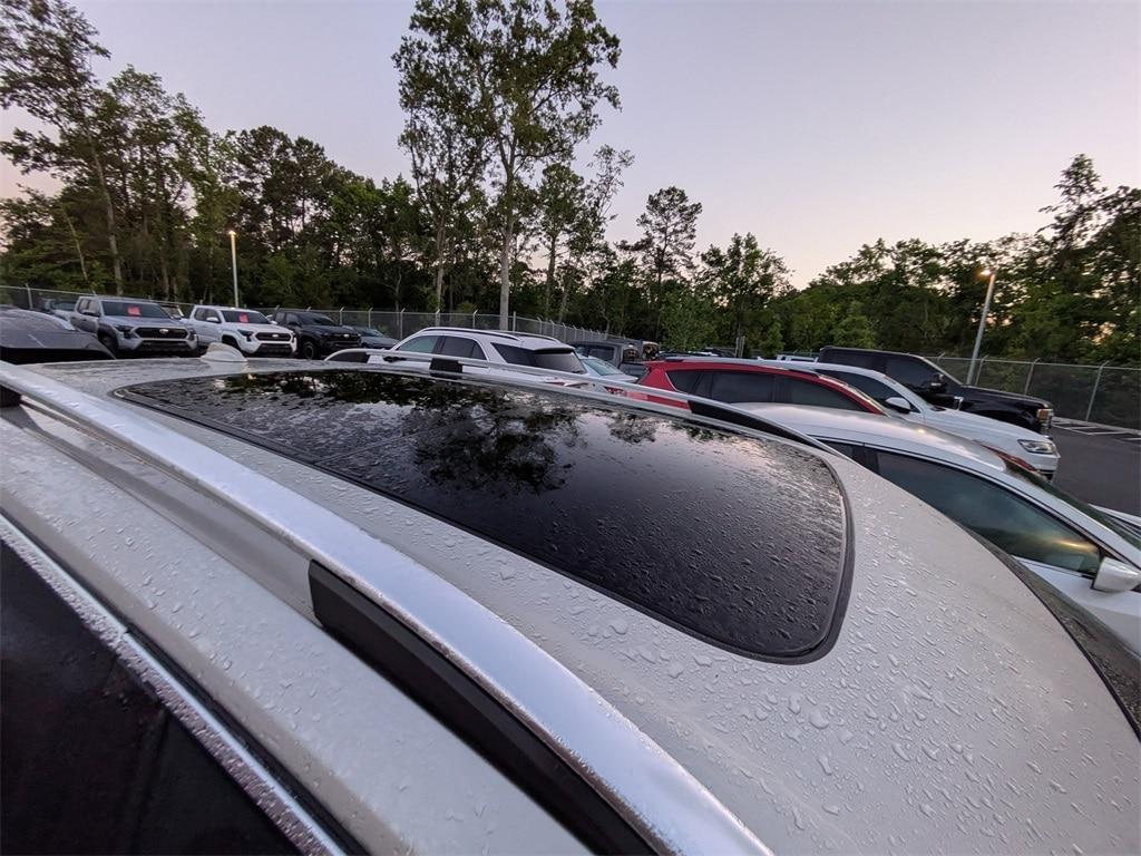 used 2017 Volvo XC90 car, priced at $14,331