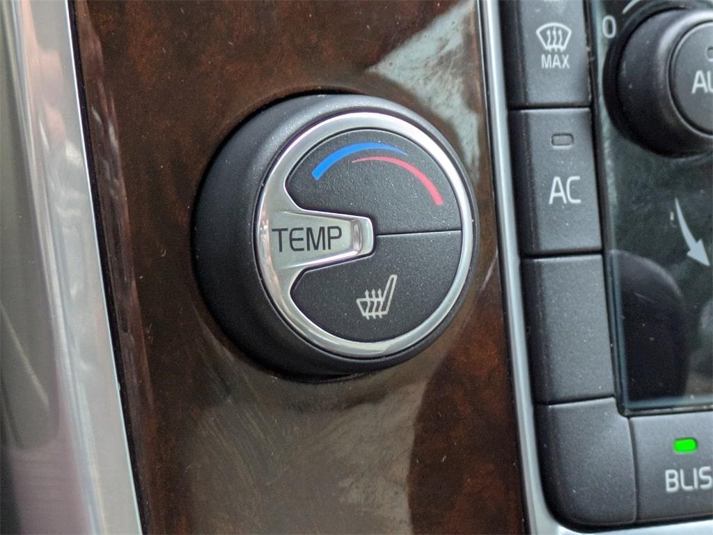 used 2014 Volvo XC70 car, priced at $11,731