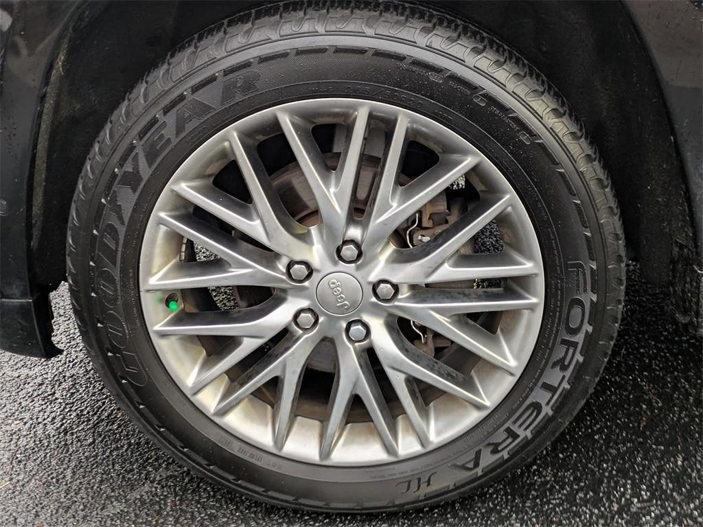 used 2018 Jeep Grand Cherokee car, priced at $19,431