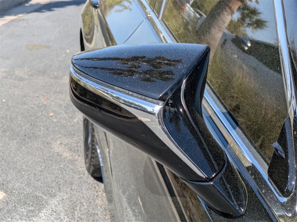 used 2022 Lexus ES 300h car, priced at $34,931