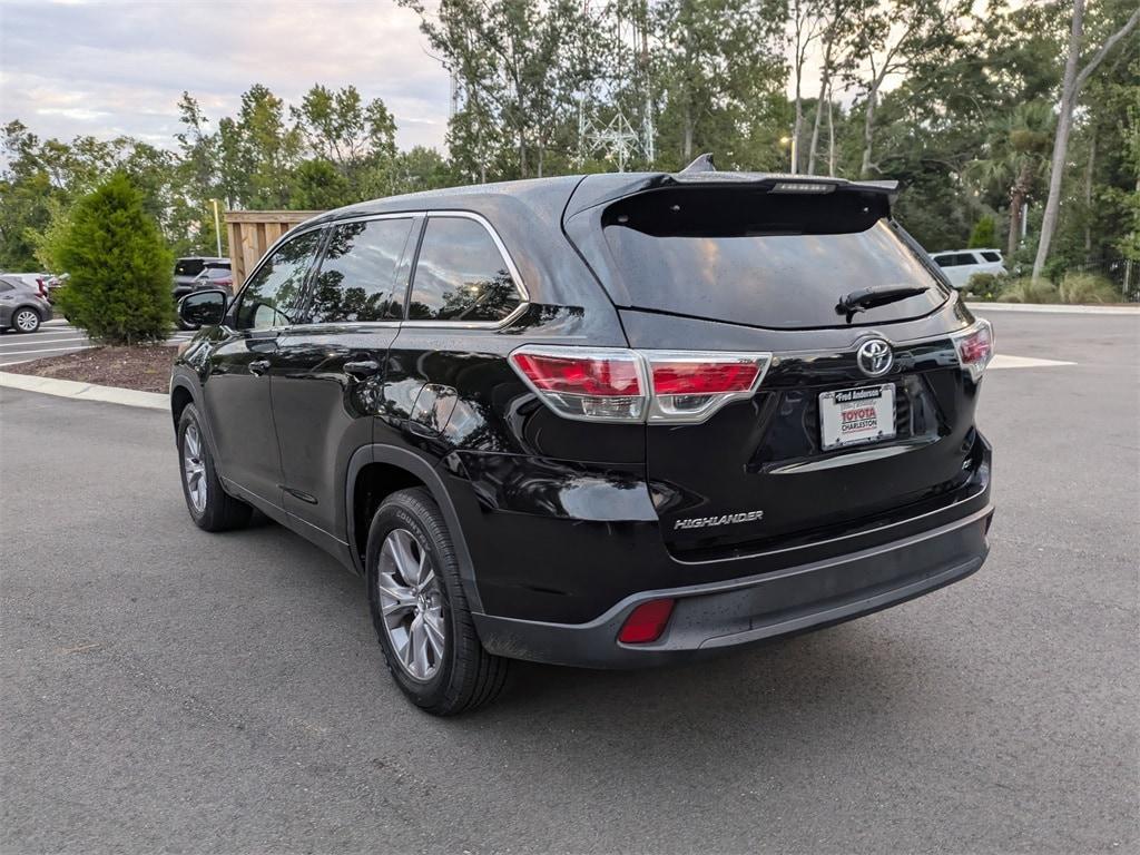 used 2016 Toyota Highlander car, priced at $16,531