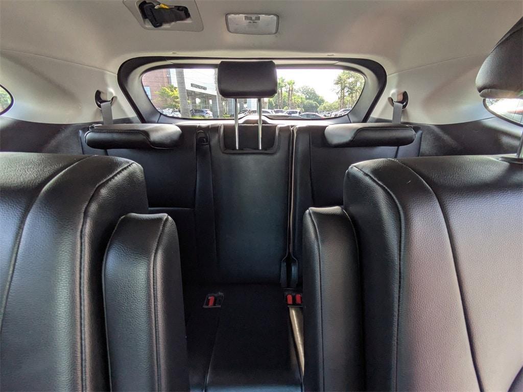 used 2023 Toyota Highlander Hybrid car, priced at $38,531