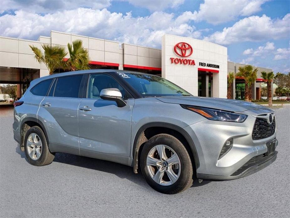 used 2024 Toyota Highlander car, priced at $38,231